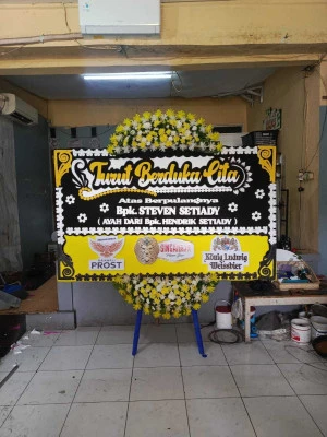 Papan Bunga di Kota Wisata Cibubur